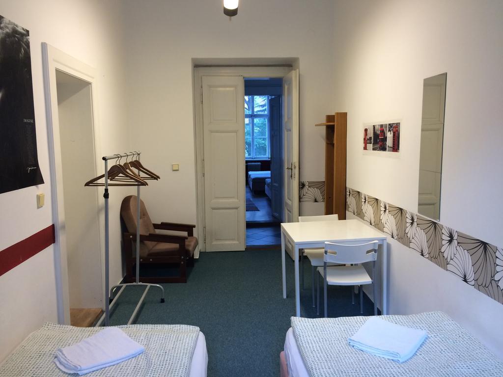 Charles Square Hostel Prága Kültér fotó