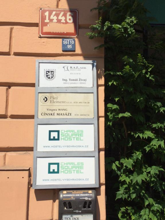 Charles Square Hostel Prága Kültér fotó
