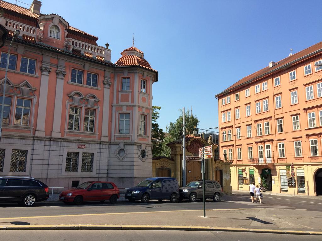 Charles Square Hostel Prága Kültér fotó